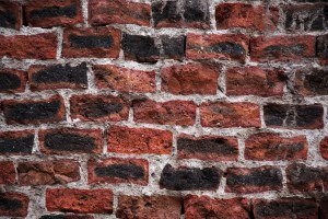 Brick_wall_in_León,_Guanajuato,_2010-06-13